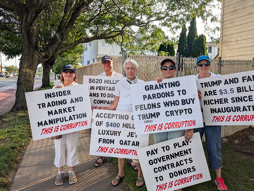 CorruptionIs-Silent Protest-Hylan Blvd July22
